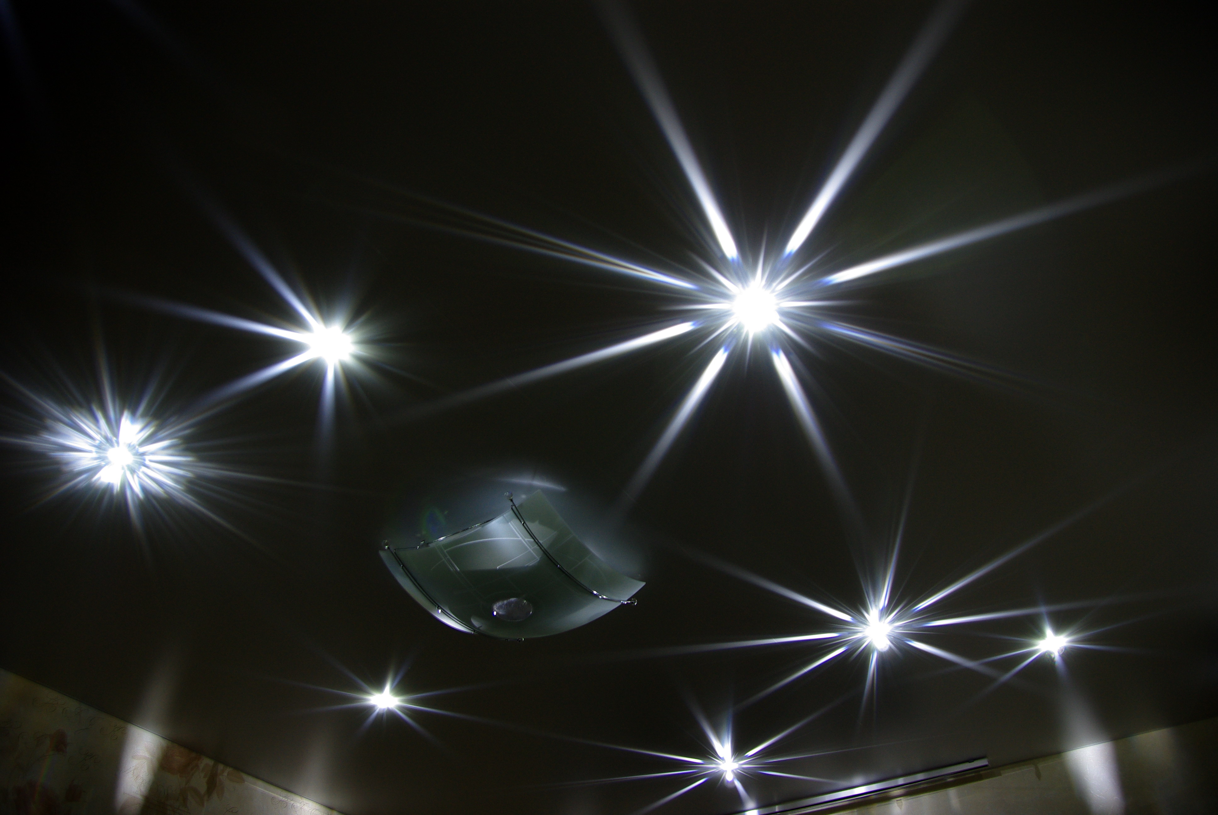 Точечные светильники для натяжных потолков звездное небо